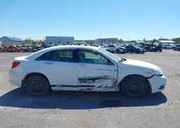 2013 CHRYSLER 200 LIMITED
