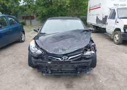 2013 HYUNDAI ELANTRA GL
