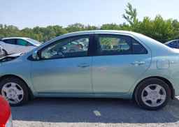 2010 TOYOTA YARIS