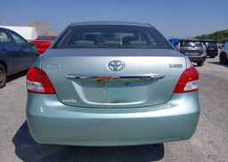 2010 TOYOTA YARIS
