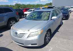 2009 TOYOTA CAMRY SE