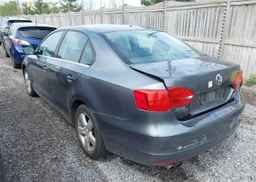2013 VOLKSWAGEN JETTA 2.0L TDI