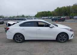 2023 KIA FORTE EX