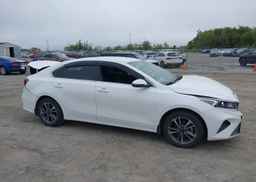 2023 KIA FORTE EX