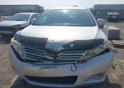 2011 TOYOTA VENZA