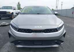 2023 KIA FORTE EX