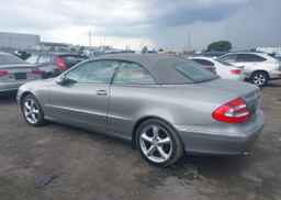 2005 MERCEDES-BENZ CLK 320