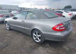 2005 MERCEDES-BENZ CLK 320