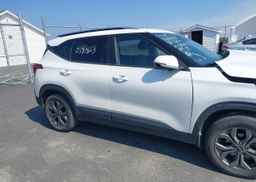 2024 KIA SELTOS LX