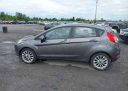 2014 FORD FIESTA SE