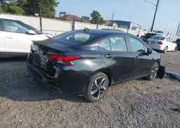 2023 NISSAN VERSA SR