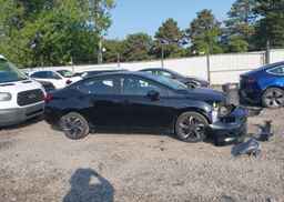 2023 NISSAN VERSA SR