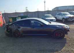 2018 KIA STINGER GT2