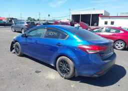 2017 KIA FORTE LX