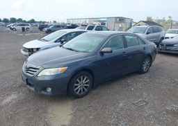 2011 TOYOTA CAMRY