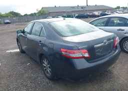 2011 TOYOTA CAMRY
