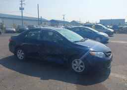 2013 TOYOTA COROLLA S