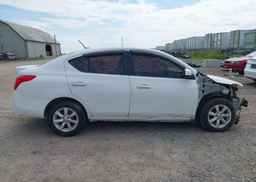 2014 NISSAN VERSA 1.6 S