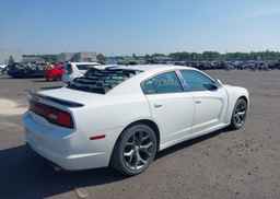 2014 DODGE CHARGER SE