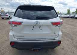 2016 TOYOTA highlander xle