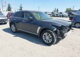2011 INFINITI FX35