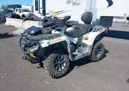 2017 CAN-AM OUTLANDER MAX 650 XT