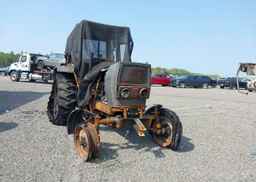 1992 Belarus 611 tractor