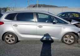 2016 KIA RONDO