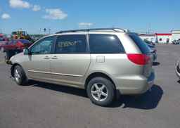 2004 TOYOTA SIENNA CE