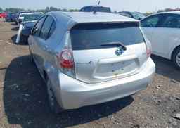 2013 TOYOTA Prius c