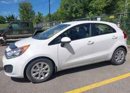 2015 KIA RIO LX
