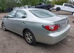 2004 LEXUS ES 330