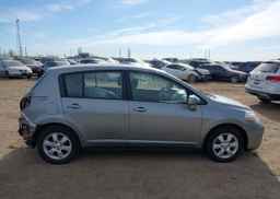 2011 NISSAN VERSA 1.8SL