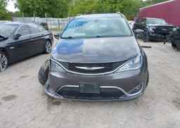 2017 CHRYSLER PACIFICA TOURING L