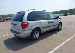 2005 DODGE CARAVAN SE