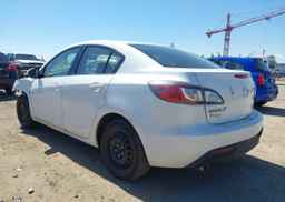 2010 MAZDA MAZDA3 GS