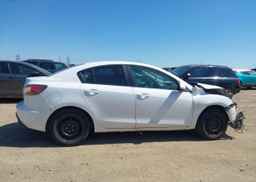 2010 MAZDA MAZDA3 GS