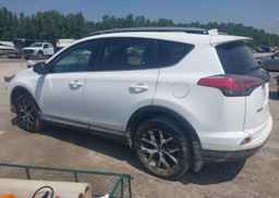 2017 TOYOTA RAV4 SE