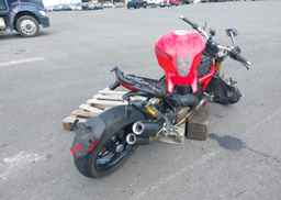 2015 DUCATI MONSTER 1200 S