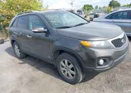 2012 KIA SORENTO LX