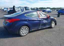 2012 HYUNDAI ELANTRA GL