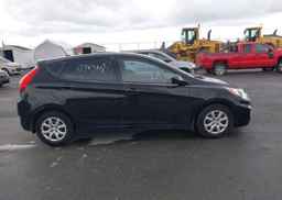 2013 HYUNDAI ACCENT GL