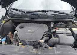 2013 HYUNDAI ACCENT GL