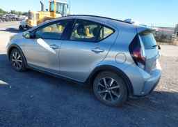 2018 TOYOTA Prius c
