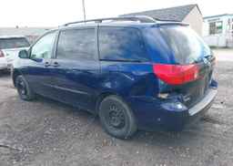 2006 TOYOTA SIENNA CE