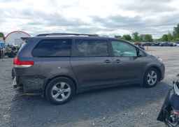 2012 HYUNDAI SANTA FE GL 2.4 PREMIUM