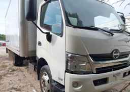 2016 HINO 195
