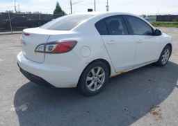 2011 MAZDA 3 I