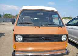 1982 VOLKSWAGEN VANAGON CAMPMOBILE