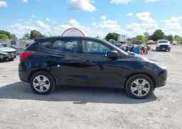 2013 HYUNDAI TUCSON GL